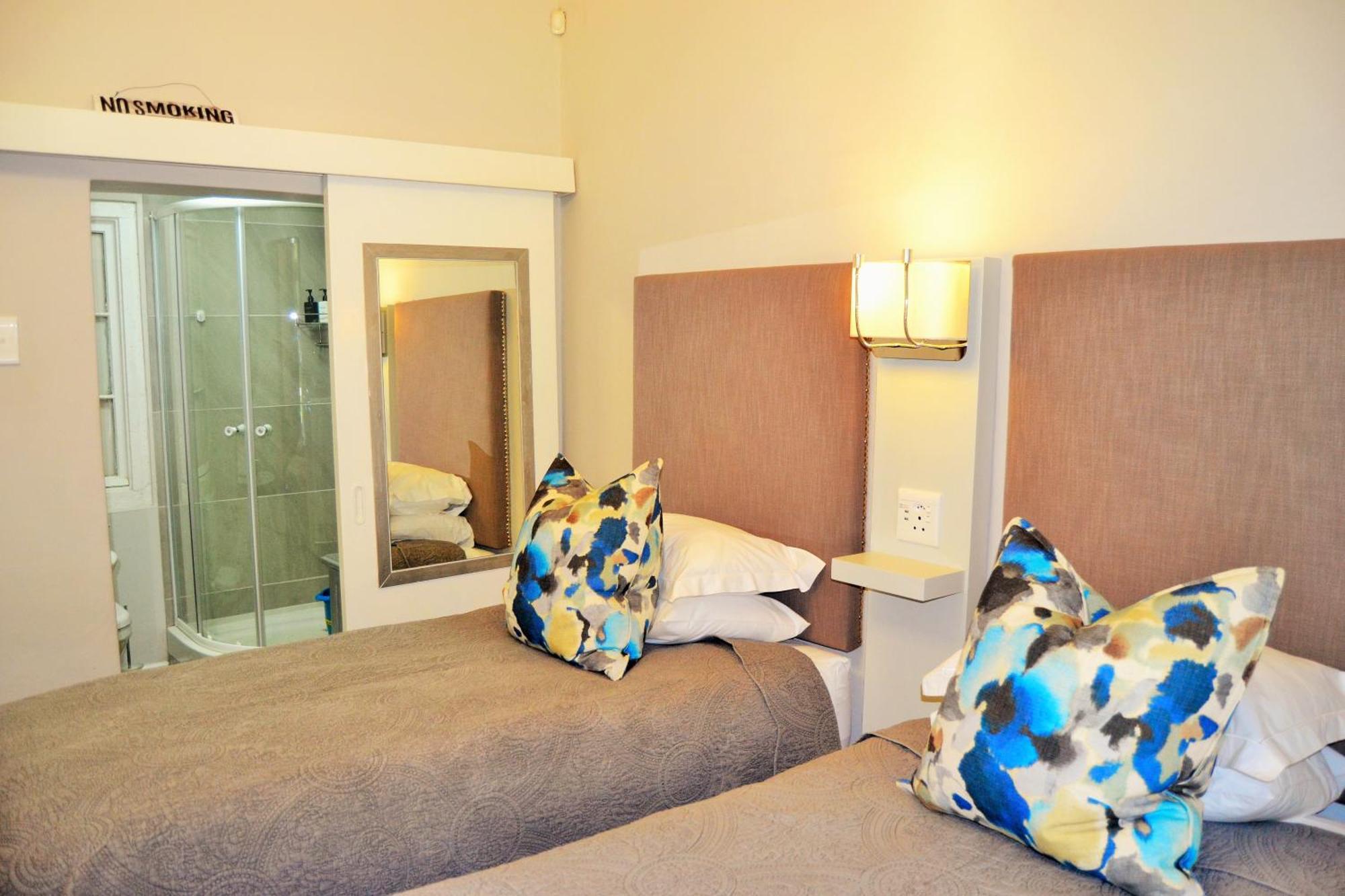 Afrika-Pearl Hotel Paarl Bagian luar foto