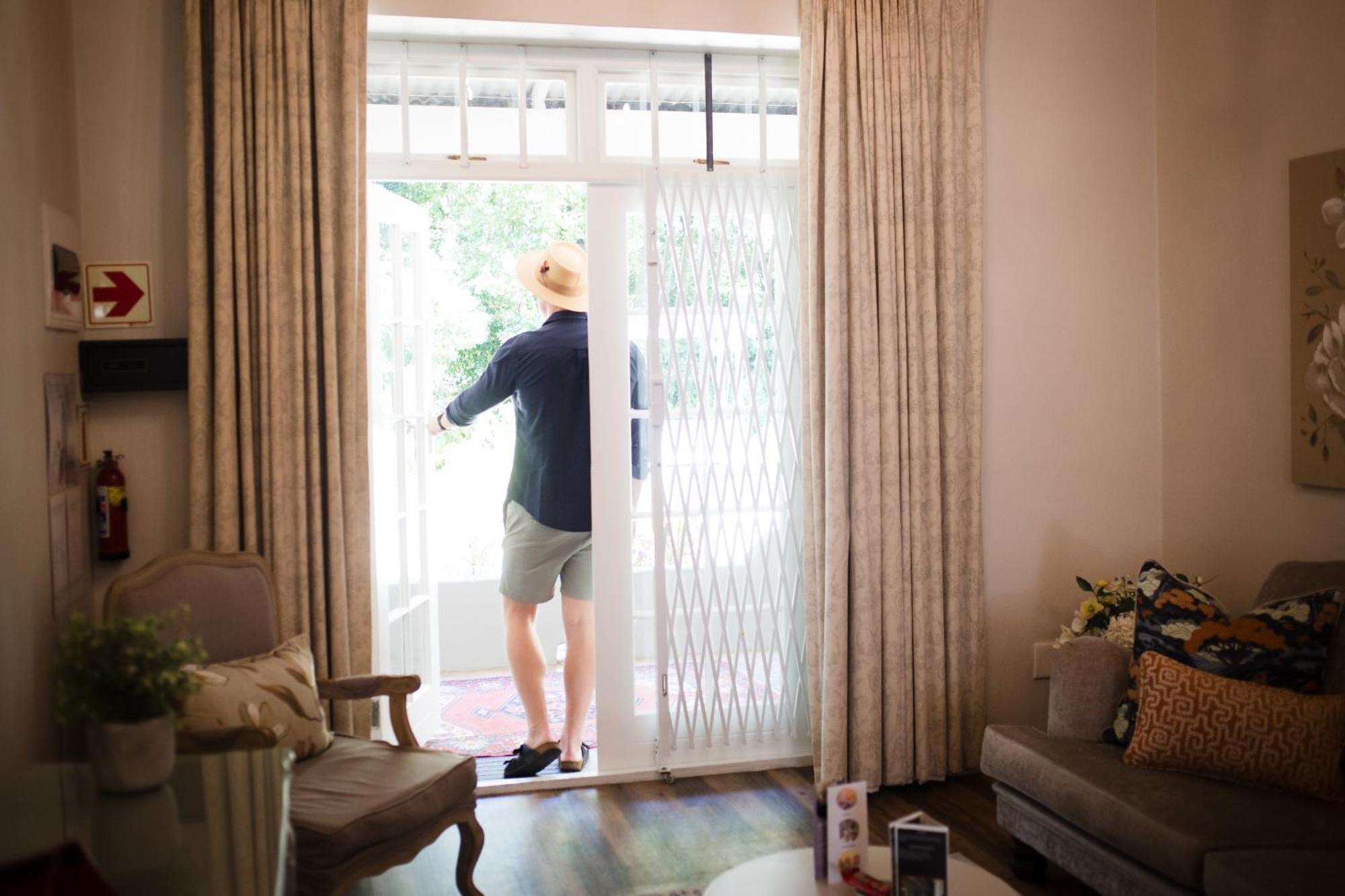 Afrika-Pearl Hotel Paarl Bagian luar foto
